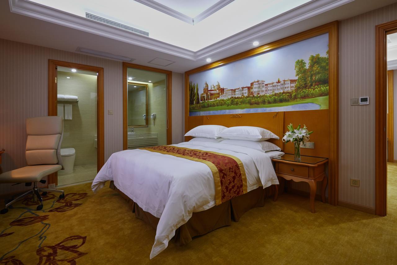 Venus International Hotel Shanghai South Shenjiang Road Eksteriør bilde