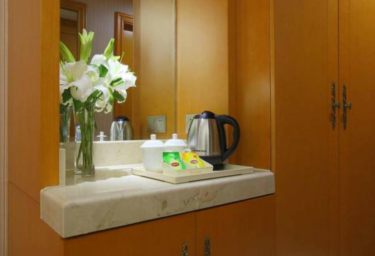 Venus International Hotel Shanghai South Shenjiang Road Eksteriør bilde